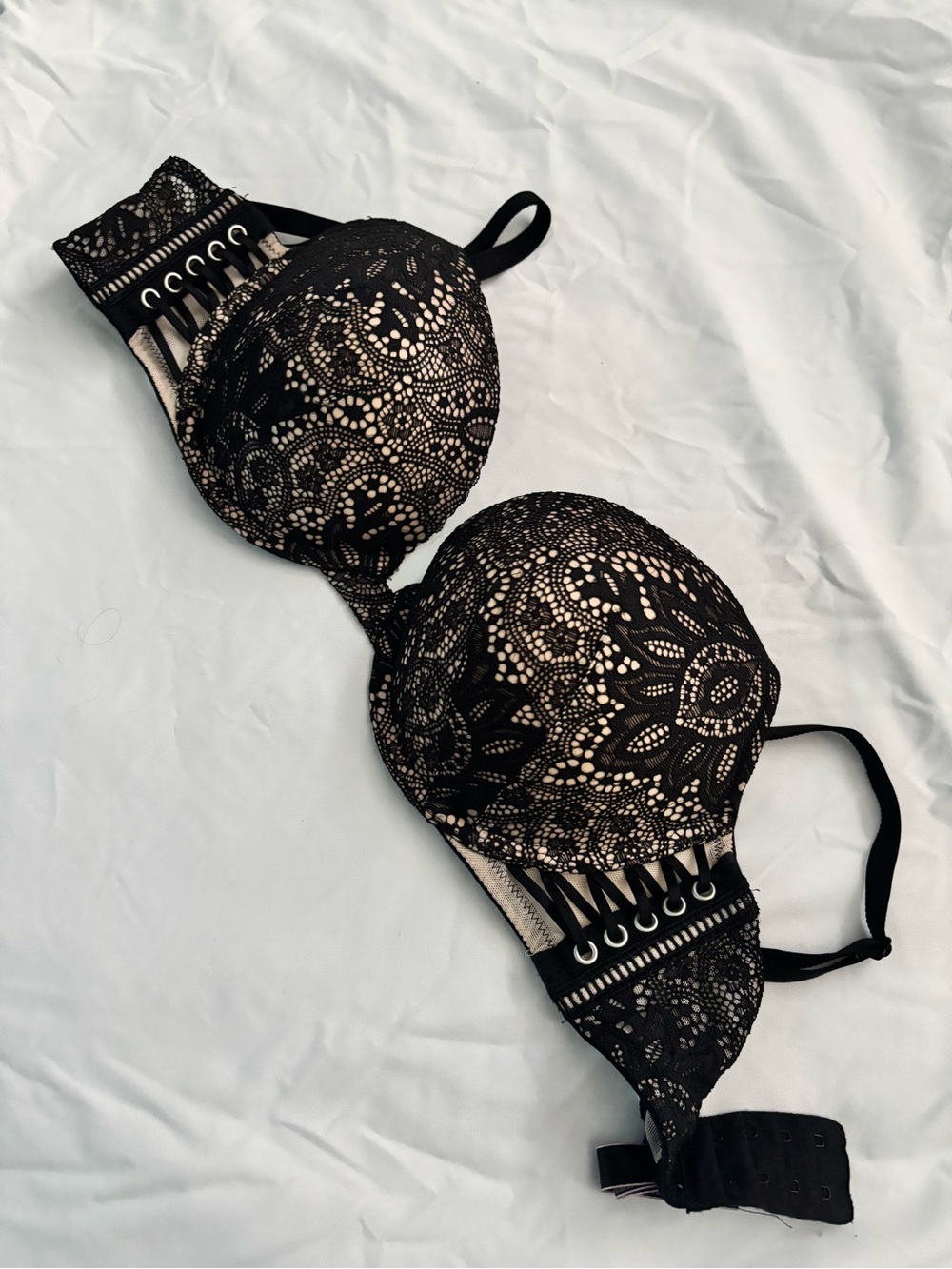 Victoria secret Black Lace Push-Up Bra with Nude Lining